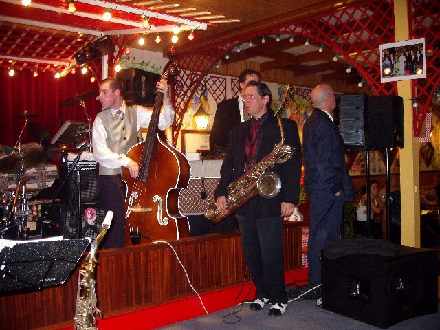 min 2006 08 06 guinguette mp 161